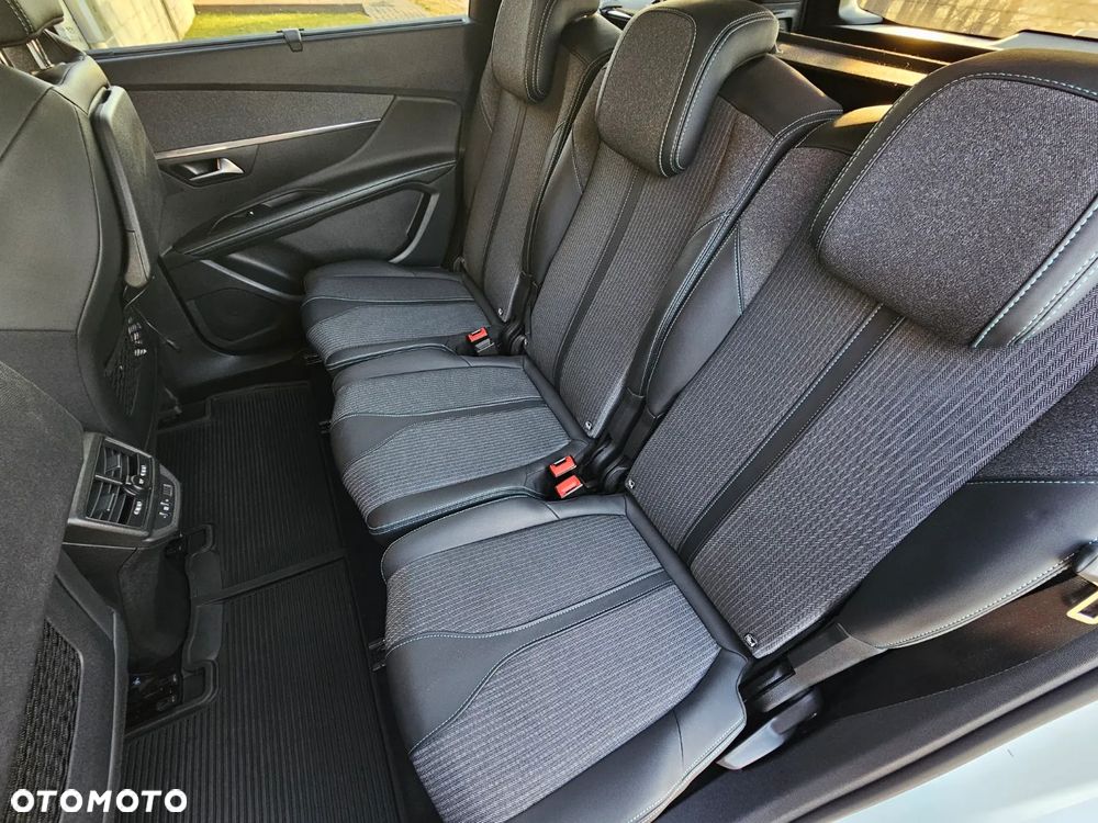 Peugeot 5008 1.5 BlueHDi Allure S&S EAT8 - 30