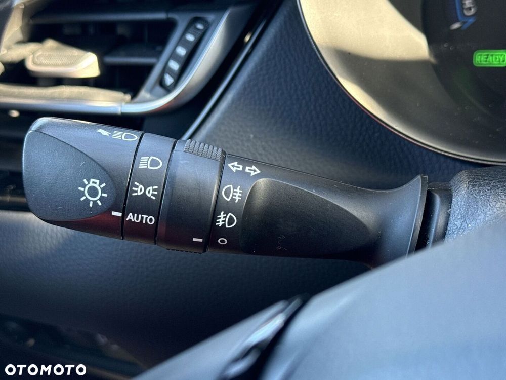 Toyota C-HR 2.0 Hybrid Executive - 19