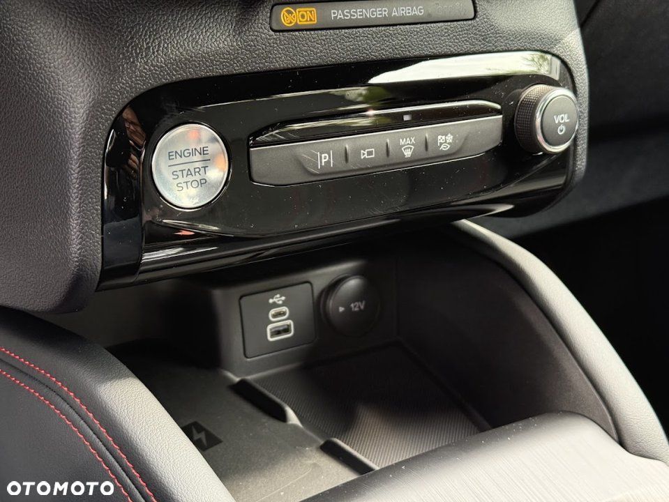 Ford Kuga - 18