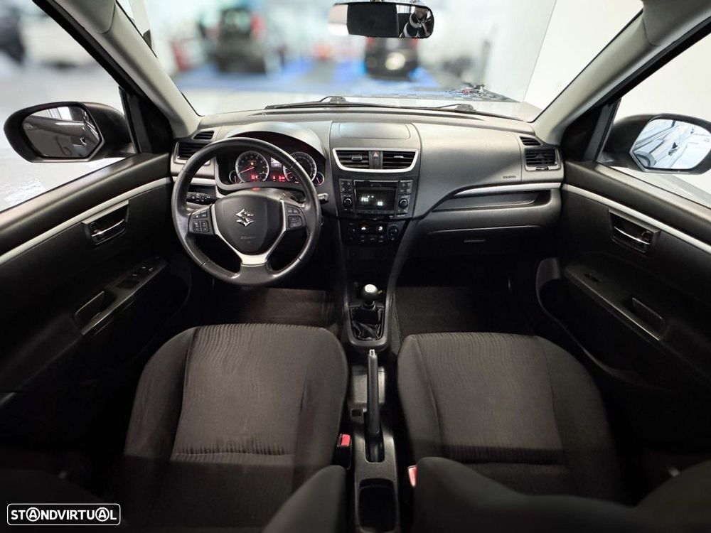 Suzuki Swift 1.2 VVT GLX - 22