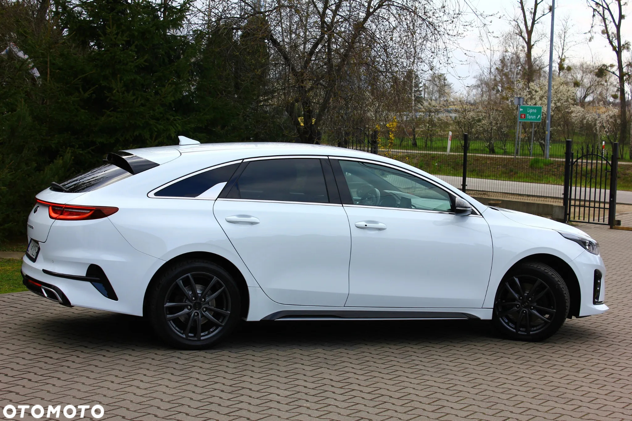 Kia ProCeed 1.4 T-GDI GT Line - 9