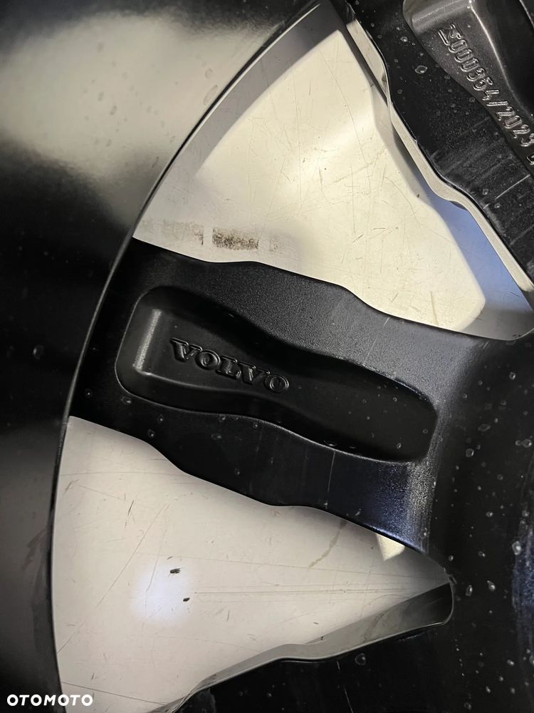 VOLVO FELGA ALUMINIOWA 9Jx21  ET38,5 5X108 32134885 - 5
