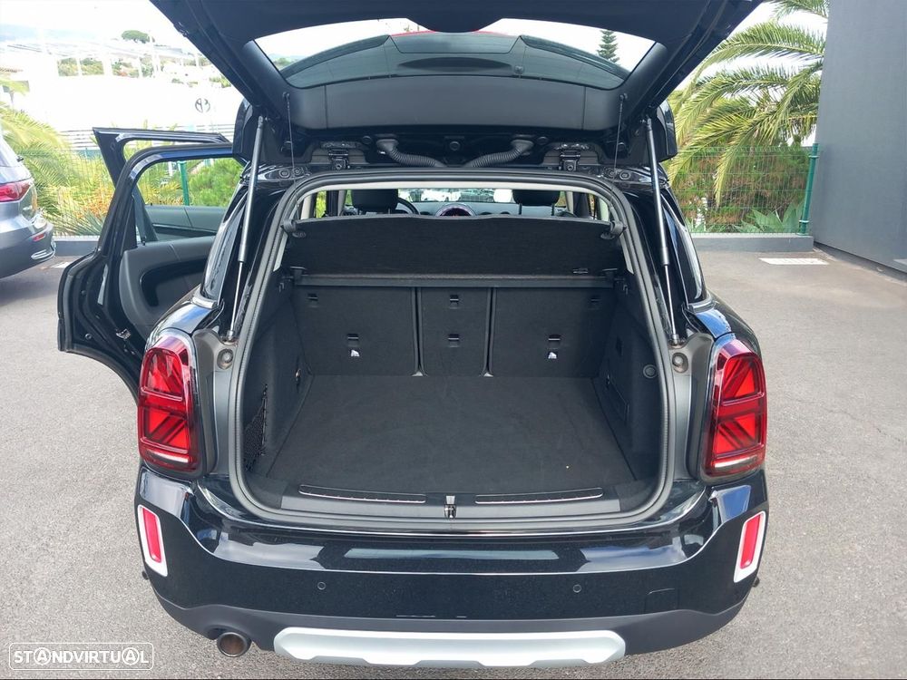 MINI Countryman Cooper SE ALL4 Auto - 11