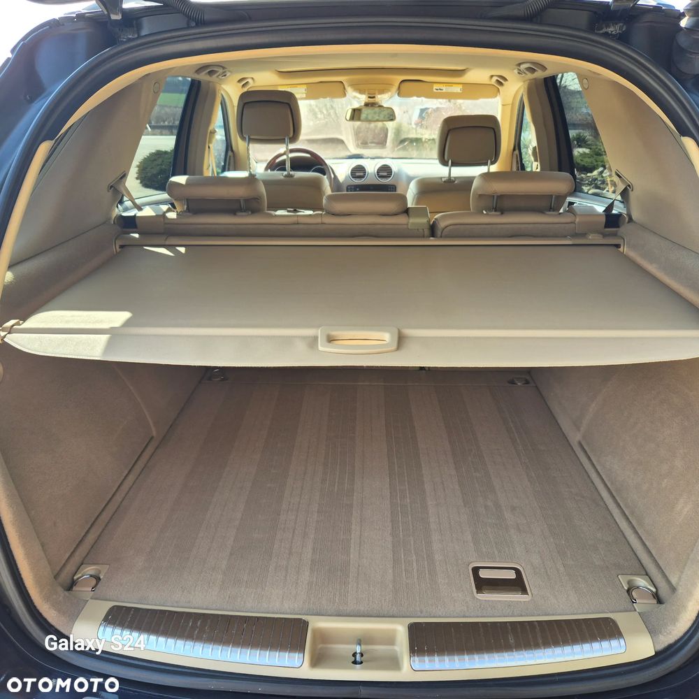 Mercedes-Benz ML - 13