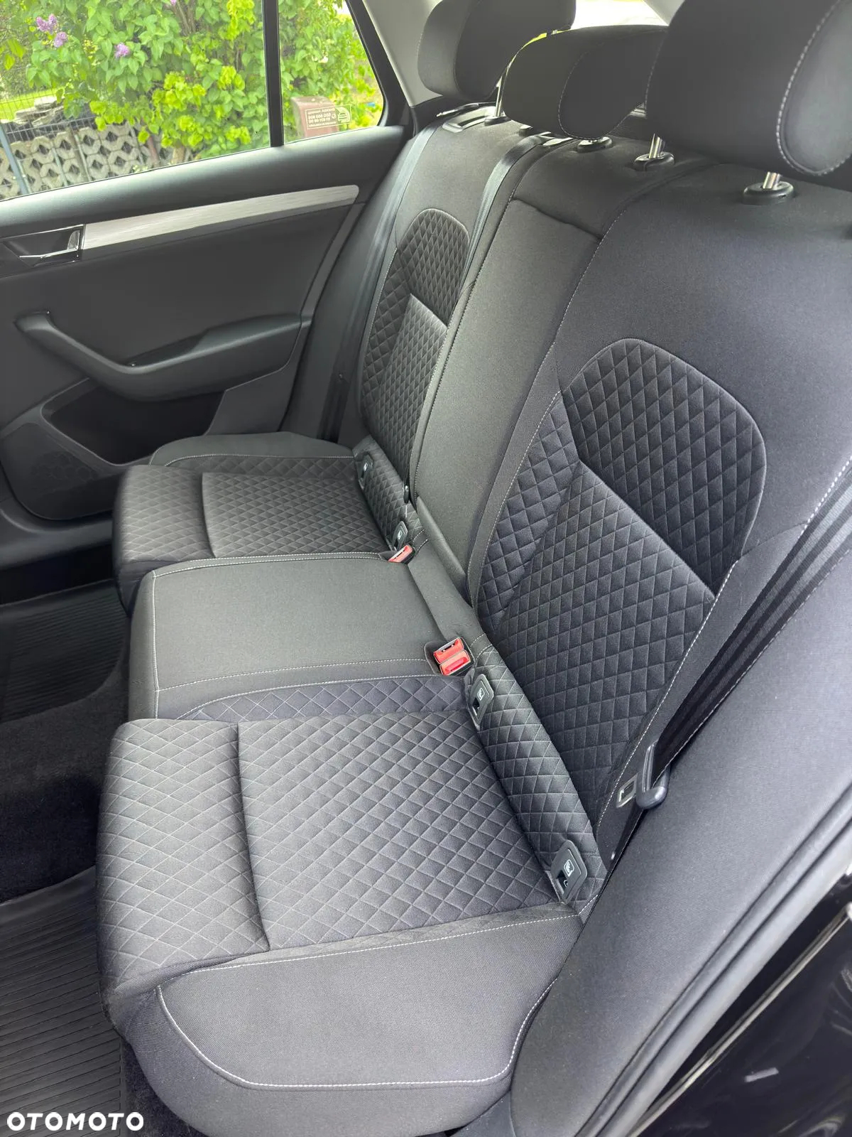 Skoda Superb 2.0 TDI Ambition DSG7 - 8