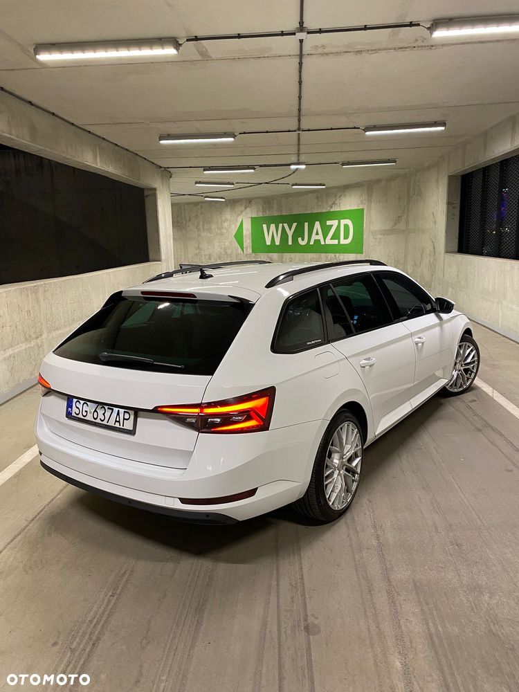 Skoda Superb 2.0 TDI SCR 4x4 Style DSG - 6
