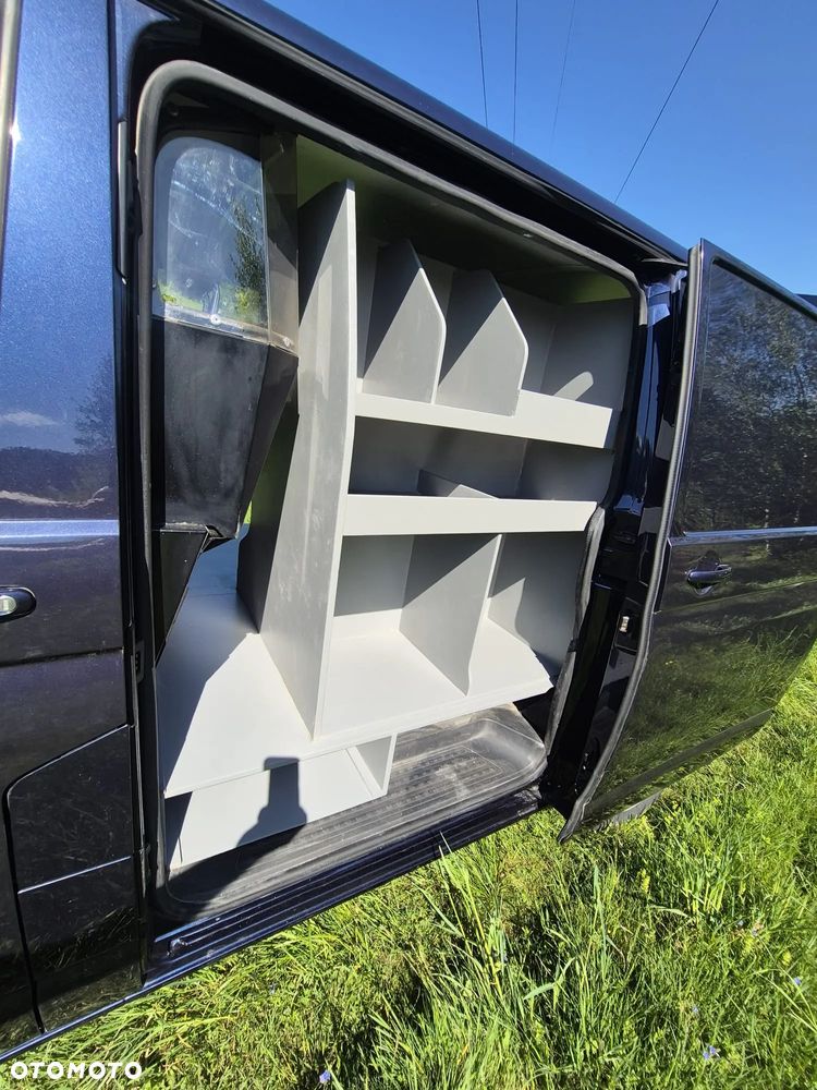 Volkswagen Transporter - 12