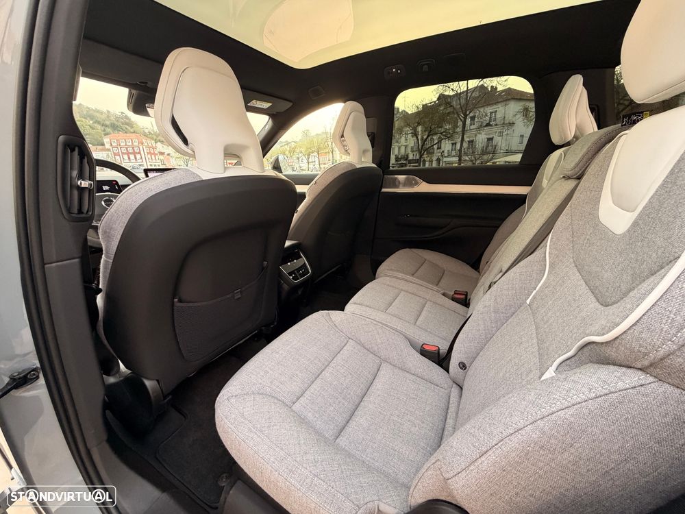 Volvo EX90 Twin Performance AWD Plus (7L) - 27