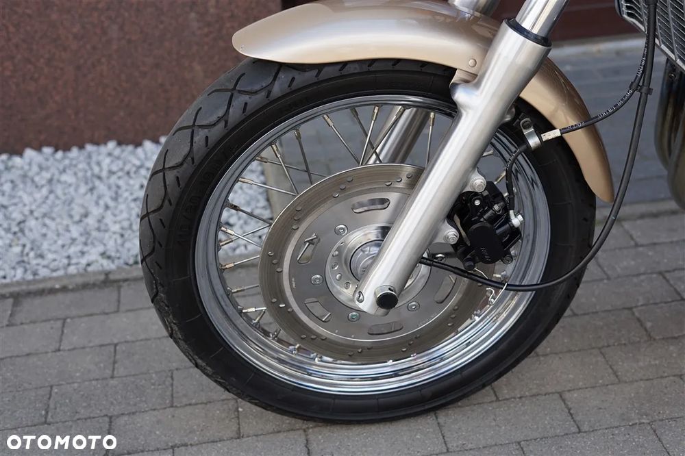 Triumph Thunderbird - 32