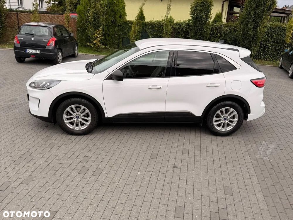 Ford Kuga - 21