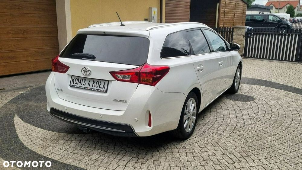 Toyota Auris - 6