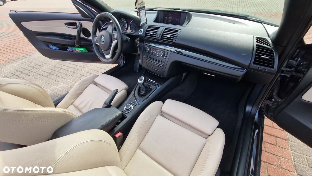 BMW Seria 1 120d Edition Sport - 15