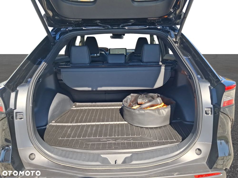 Toyota bZ4X 73.1kWh Style - 9