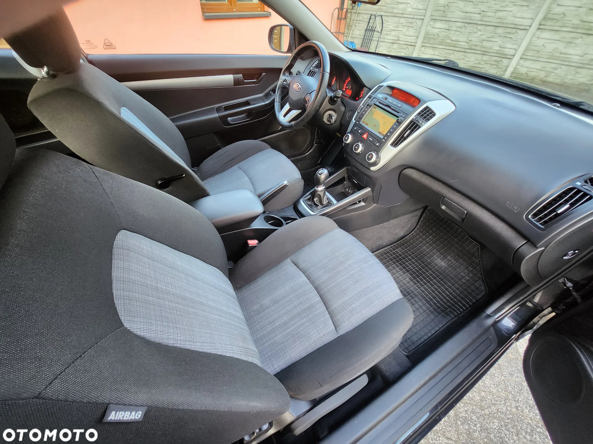 Kia ProCeed - 5