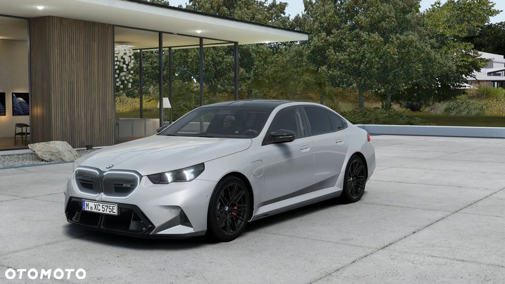 BMW M5 xDrive - 7