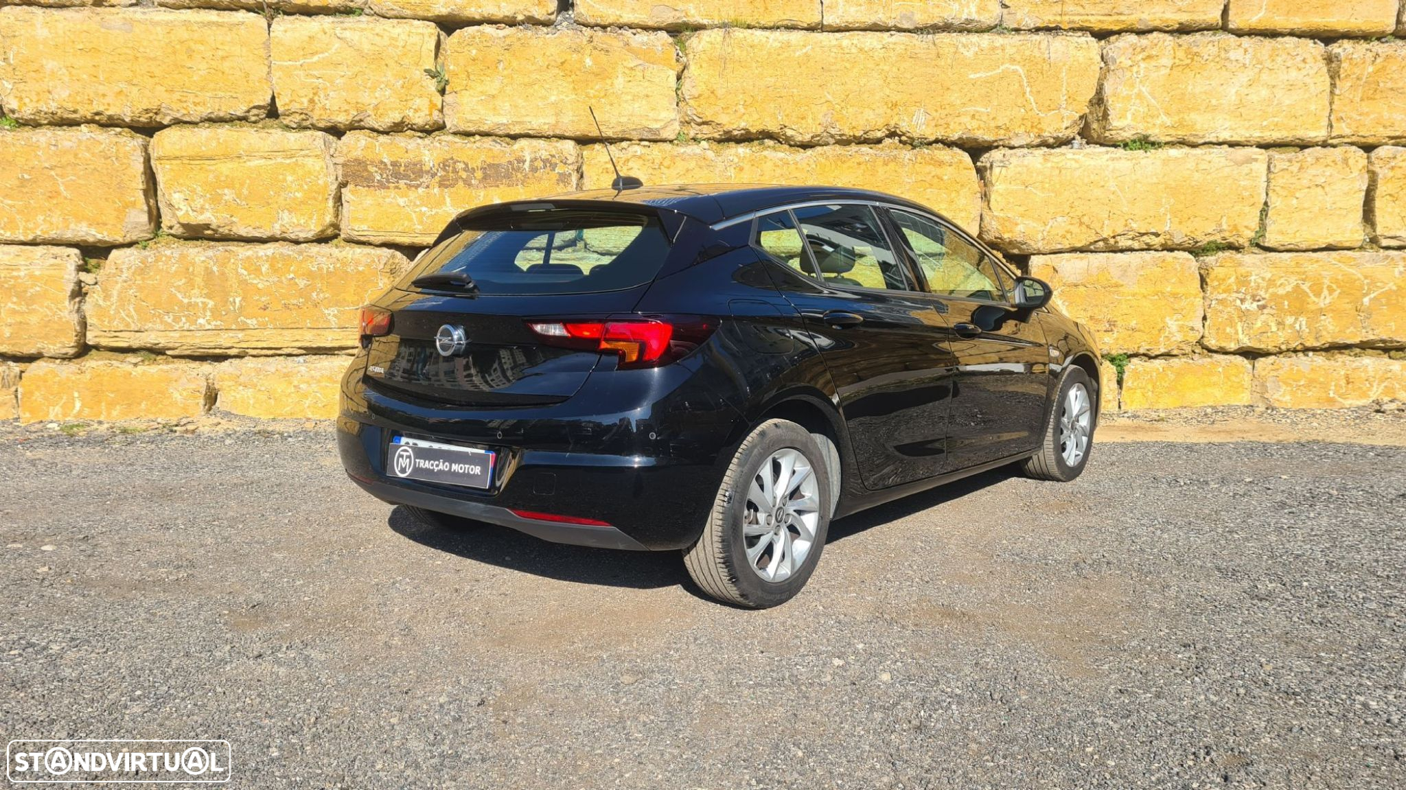 Opel Astra 1.5 D Business Edition Aut. S/S - 2