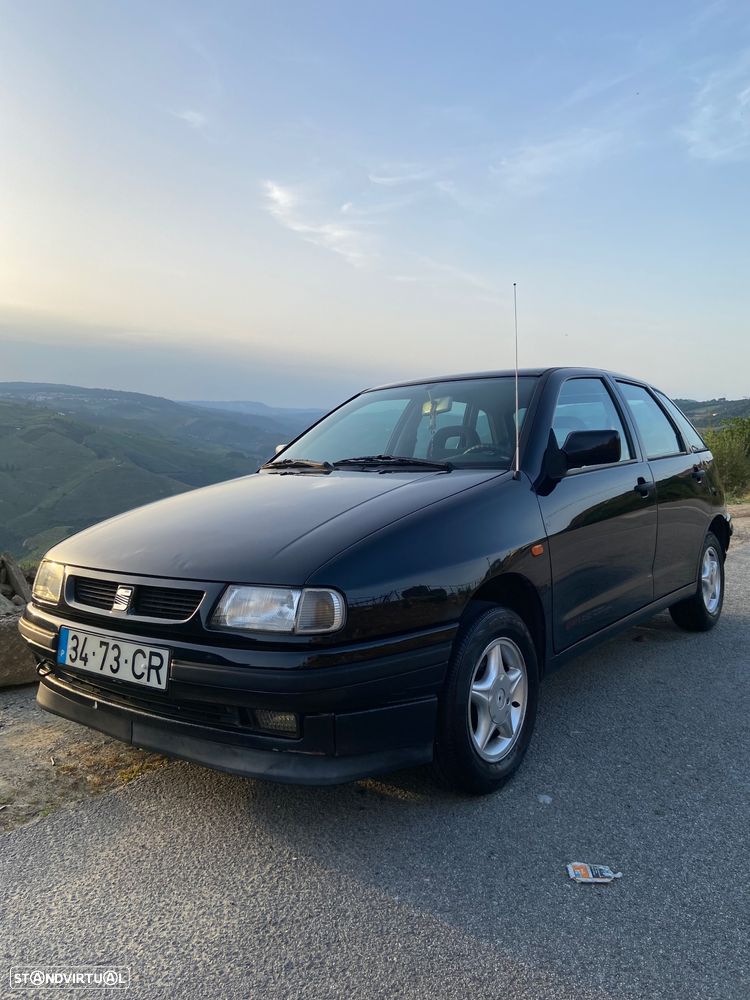 SEAT Ibiza 1.8i GLX - 1