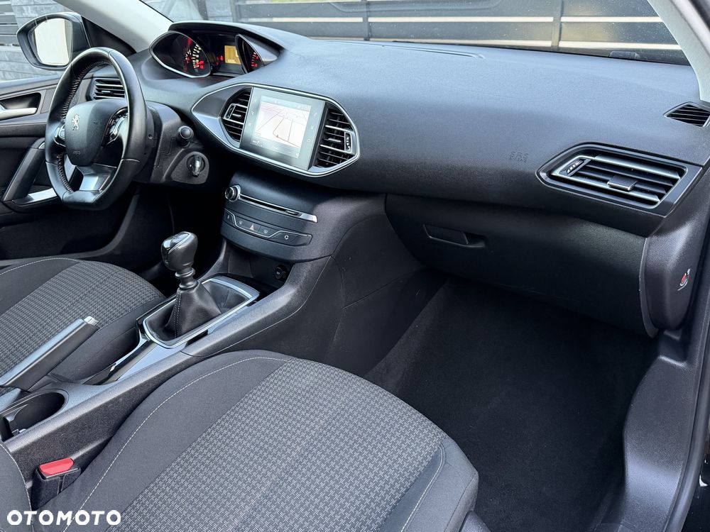 Peugeot 308 - 7