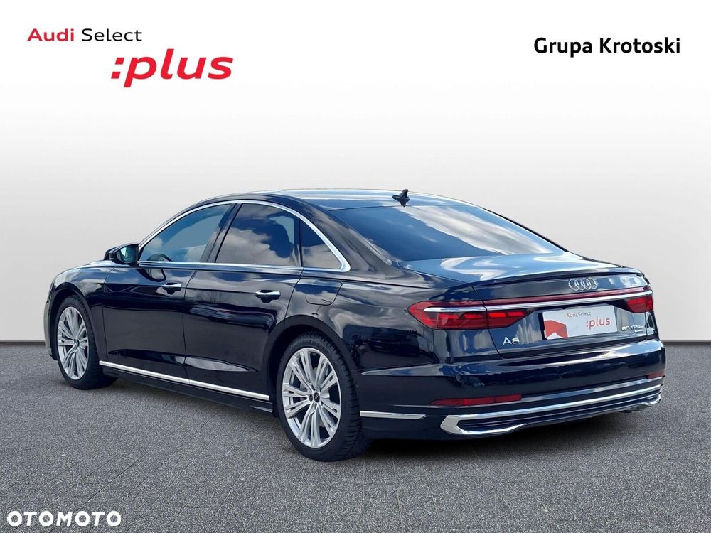Audi A8 - 4