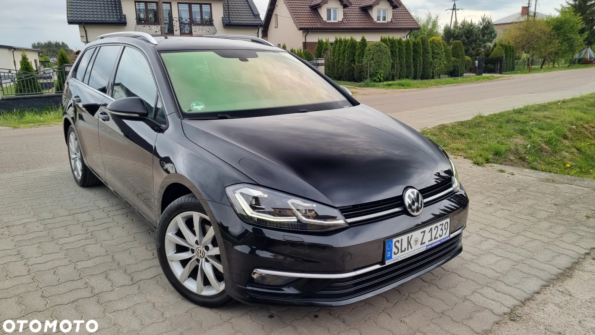 Volkswagen Golf 2.0 TDI (BlueMotion Technology) DSG Highline - 3