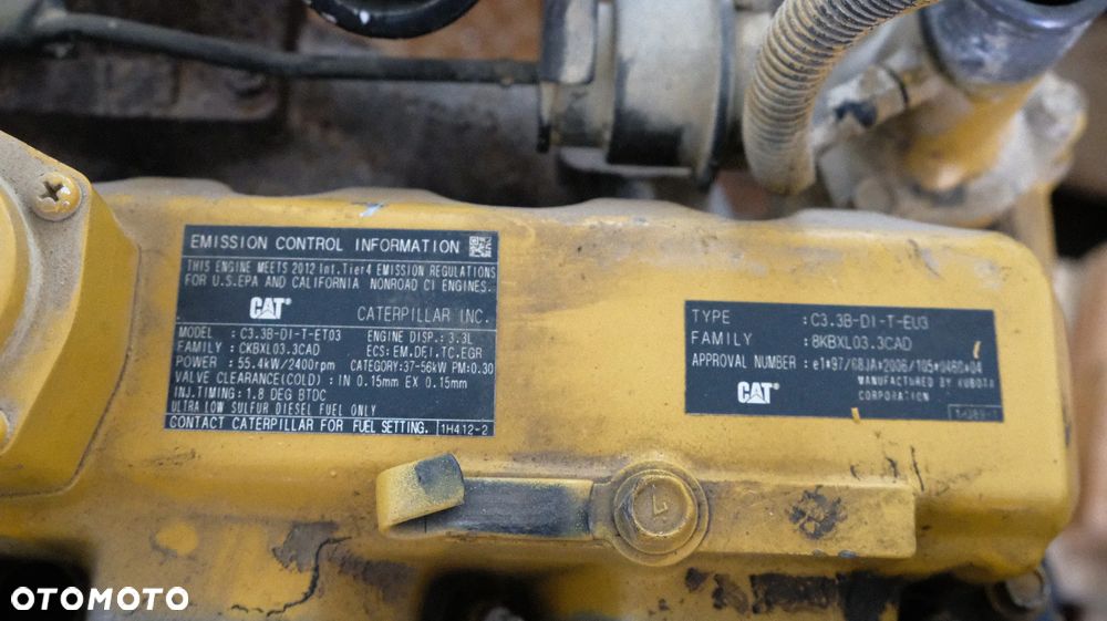 Głowica silnik caterpillar c3.3 B CDI-T-ET03 kubota V3307 - 4