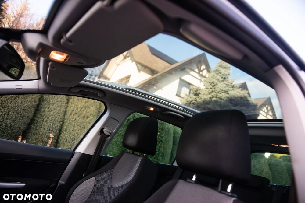 Peugeot 308 1.6 HDi Premium - 31