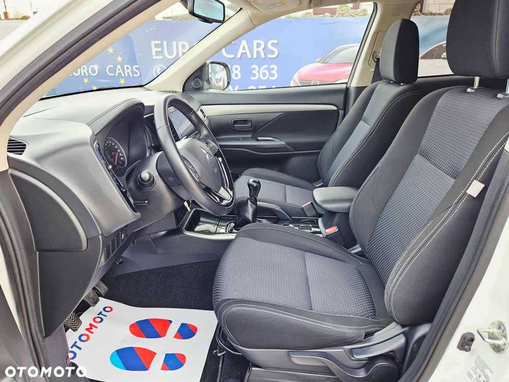 Mitsubishi Outlander 2.0 City Style 2WD - 18