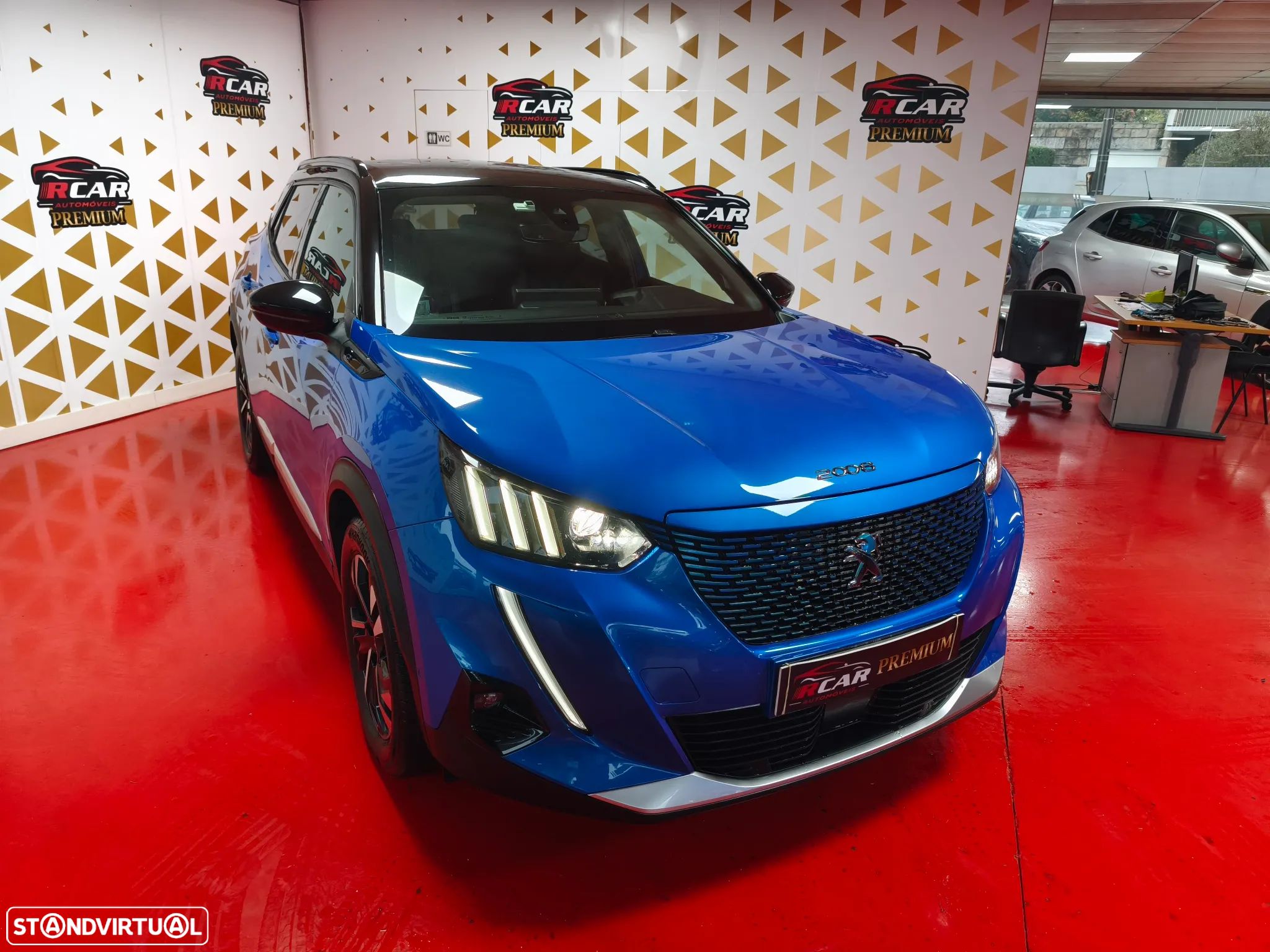 Peugeot e-2008 50 kWh GT Line - 1