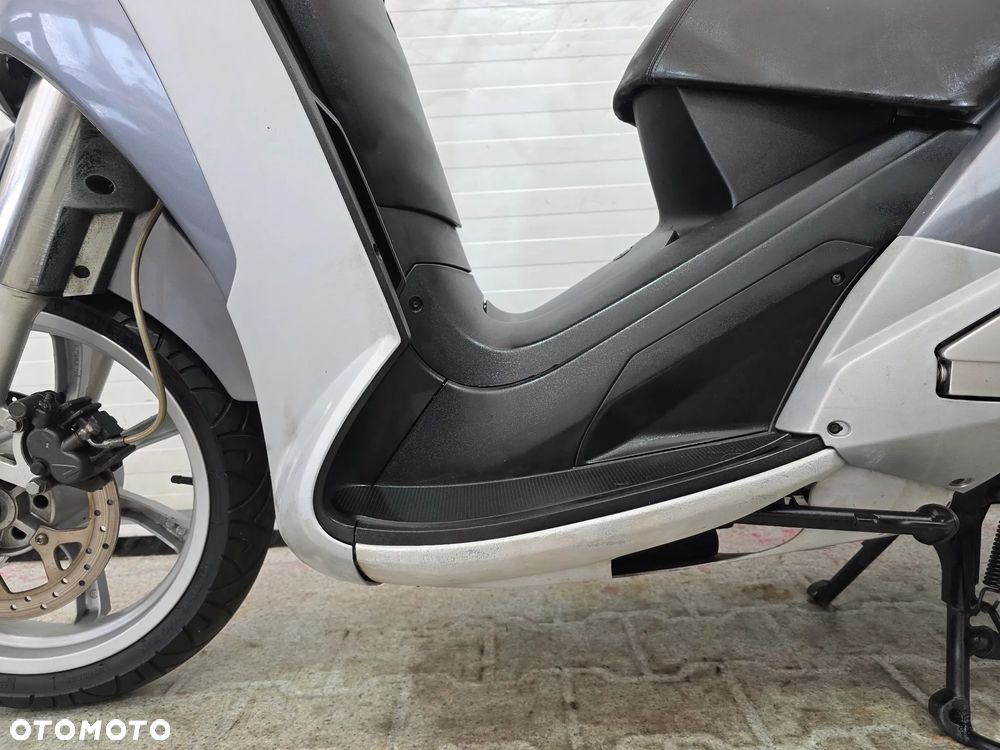 Peugeot Geopolis - 14