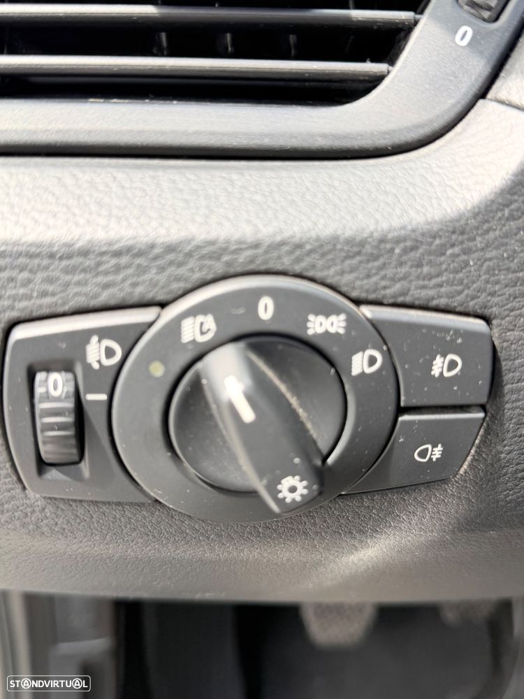 BMW X1 18 d sDrive - 15