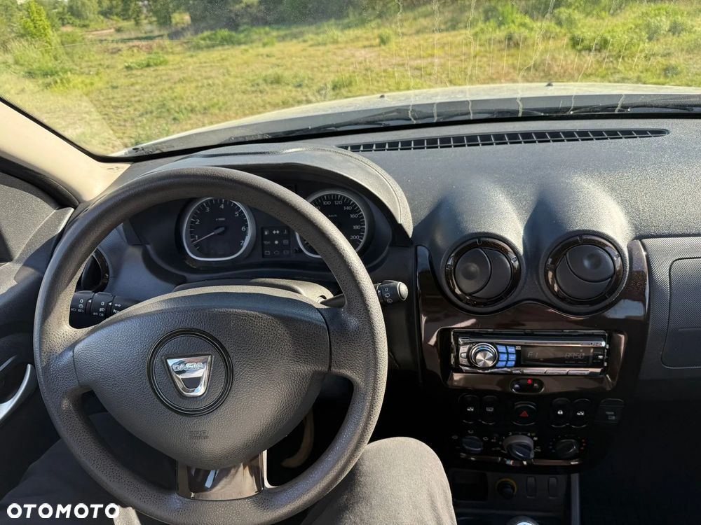 Dacia Duster 1.6 16V 4x2 - 7