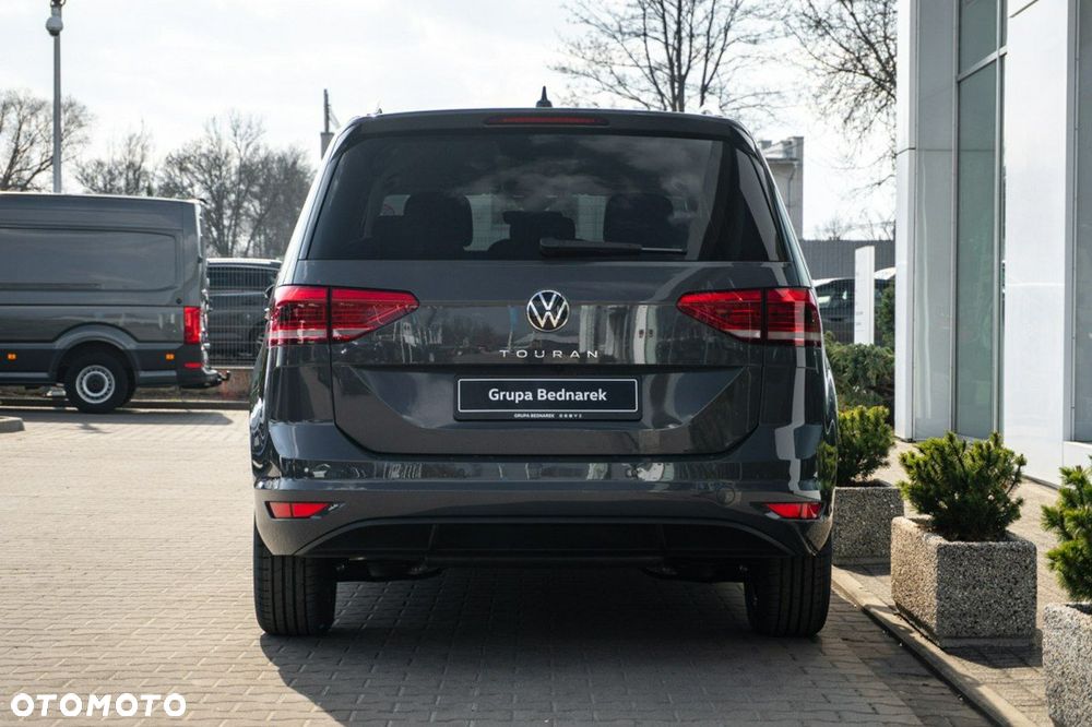 Volkswagen Touran - 6