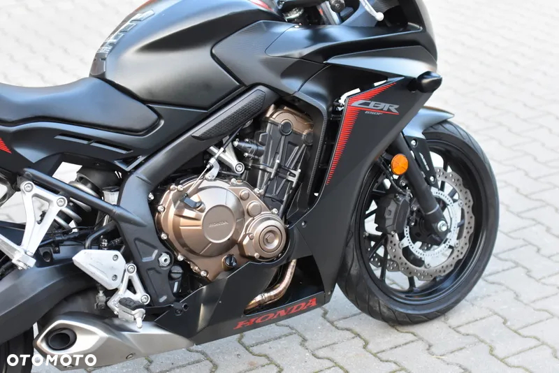 Honda CBR - 11
