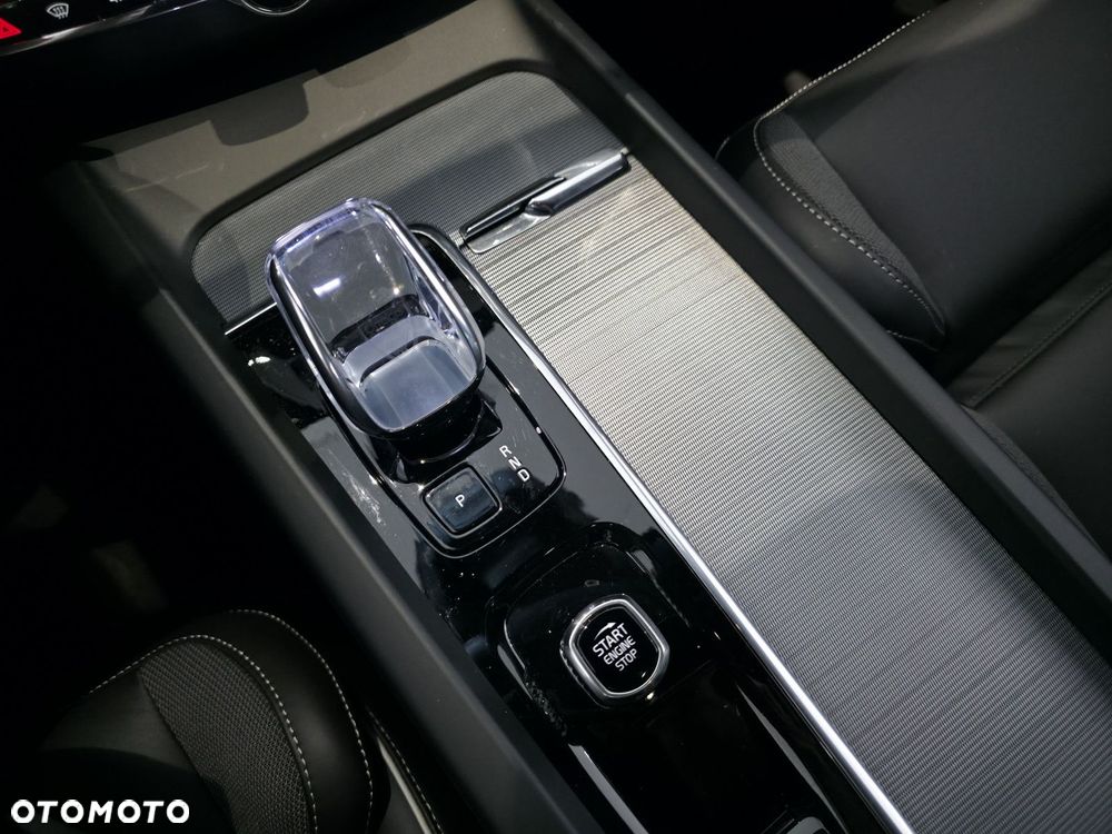 Volvo XC 60 - 24
