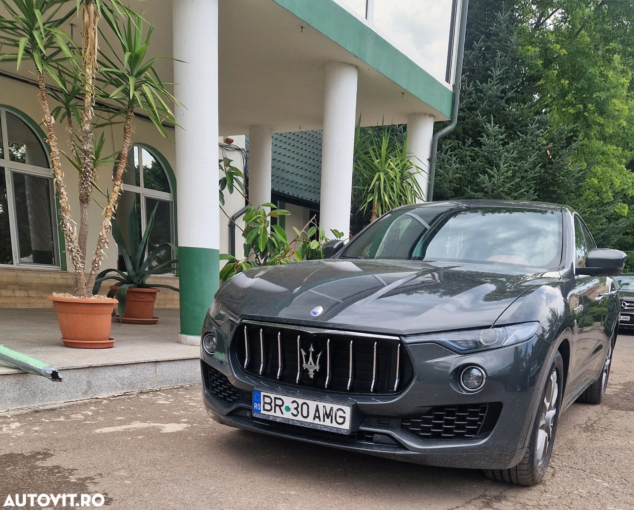 Maserati Levante - 1
