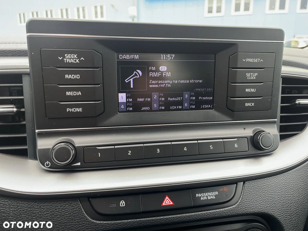 Kia Ceed 1.6 CRDi mHEV S - 18