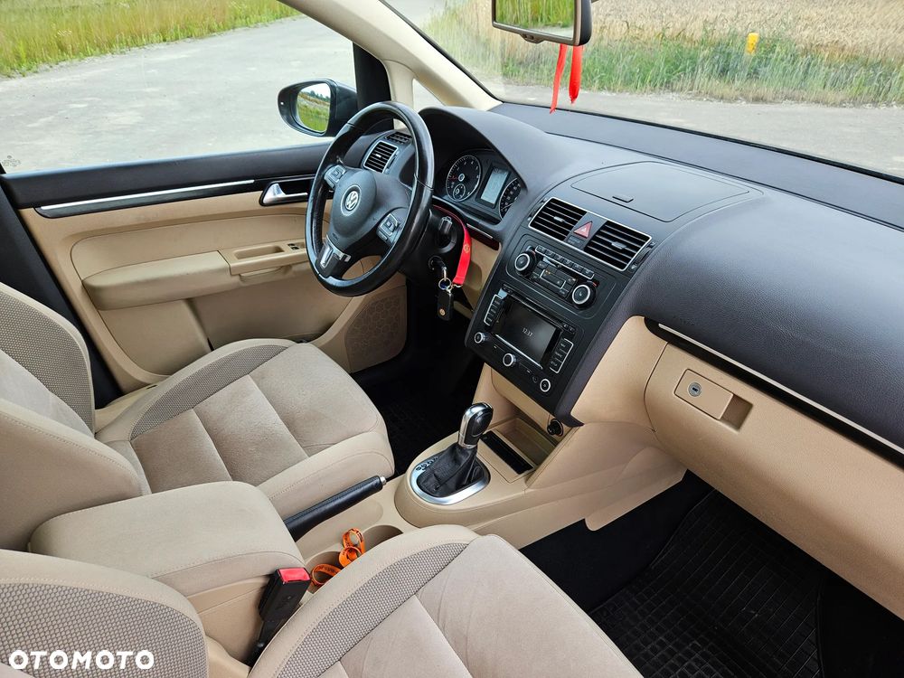 Volkswagen Touran 1.4 TSI DSG Highline - 14