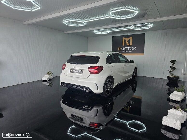 Mercedes-Benz A 180 d 7G-DCT AMG Line - 3