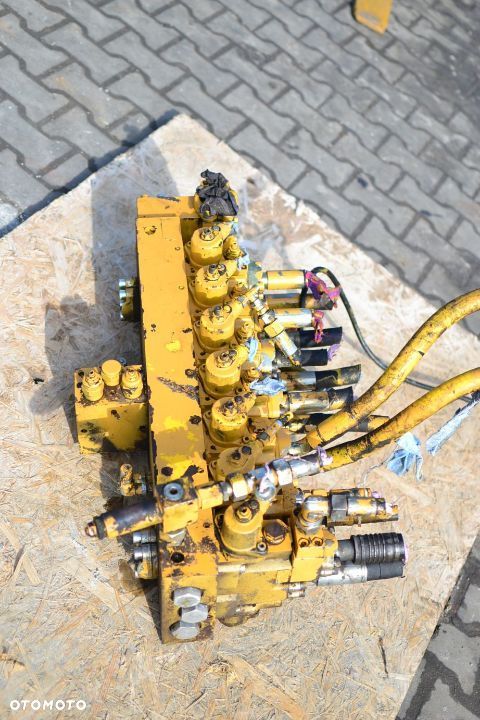 Rozdzielacz Etec Eder 668 C10 6601 2113 - 1