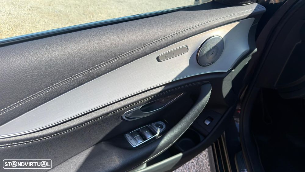 Mercedes-Benz E 300 de AMG Line 4Matic - 20