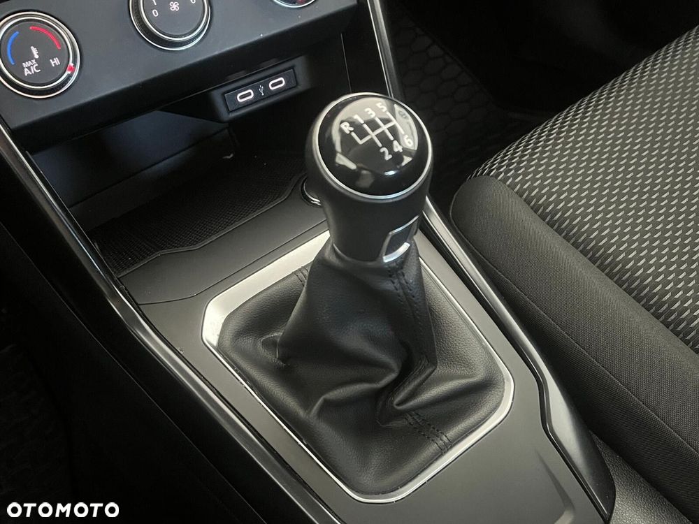 Volkswagen T-Roc 1.0 TSI - 28