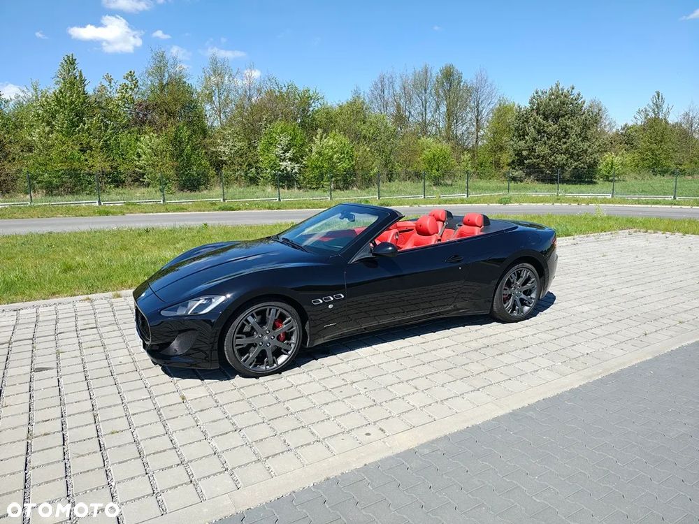 Maserati GranCabrio Sport - 4
