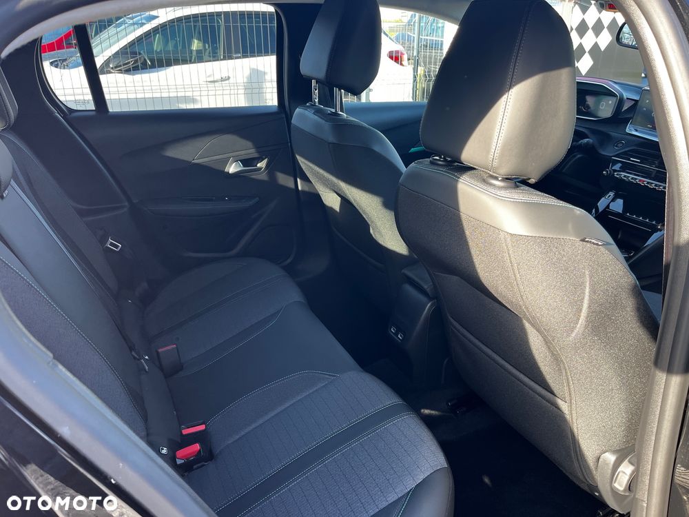 Peugeot 208 PureTech 100 EAT8 Active - 20