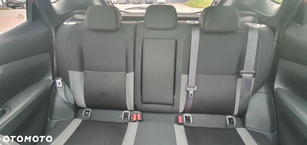 Nissan Qashqai 1.3 DIG-T N-Connecta - 29