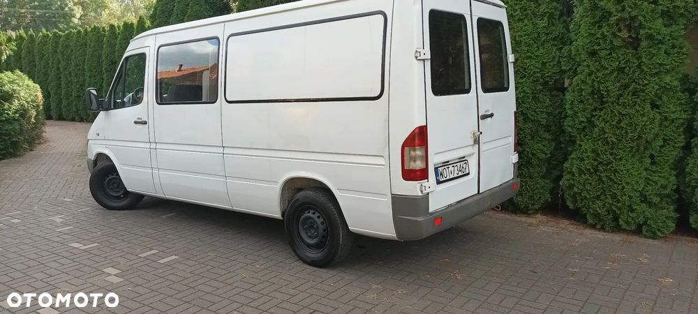 Mercedes-Benz Sprinter - 8