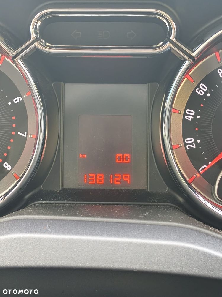 Opel Adam - 11