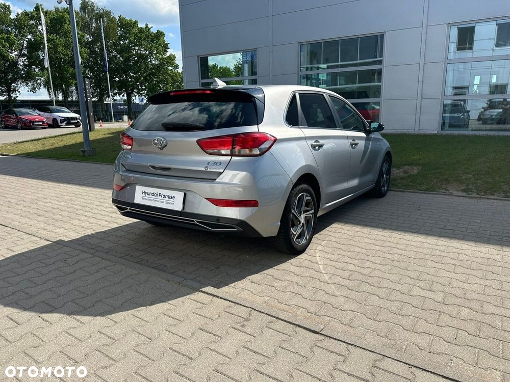Hyundai i30 1.5 T-GDI 48V Smart - 9