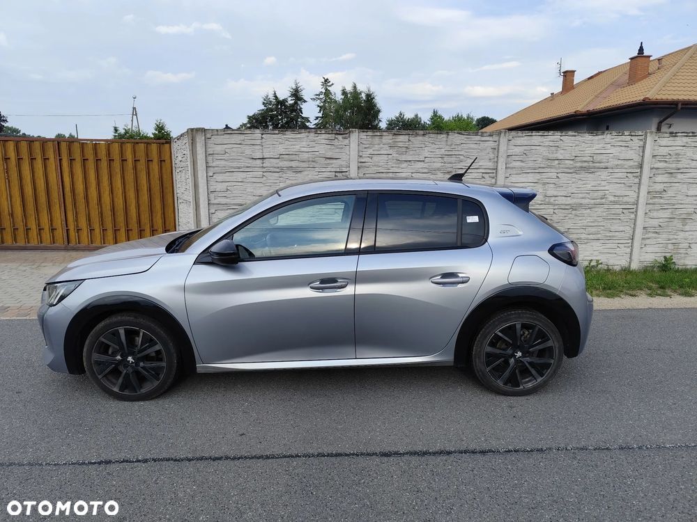 Peugeot 208 PureTech 130 EAT8 GT - 2