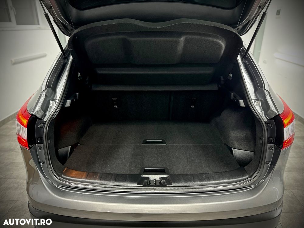 Nissan Qashqai 1.6 DCI 4 x 4 DPF tekna - 29