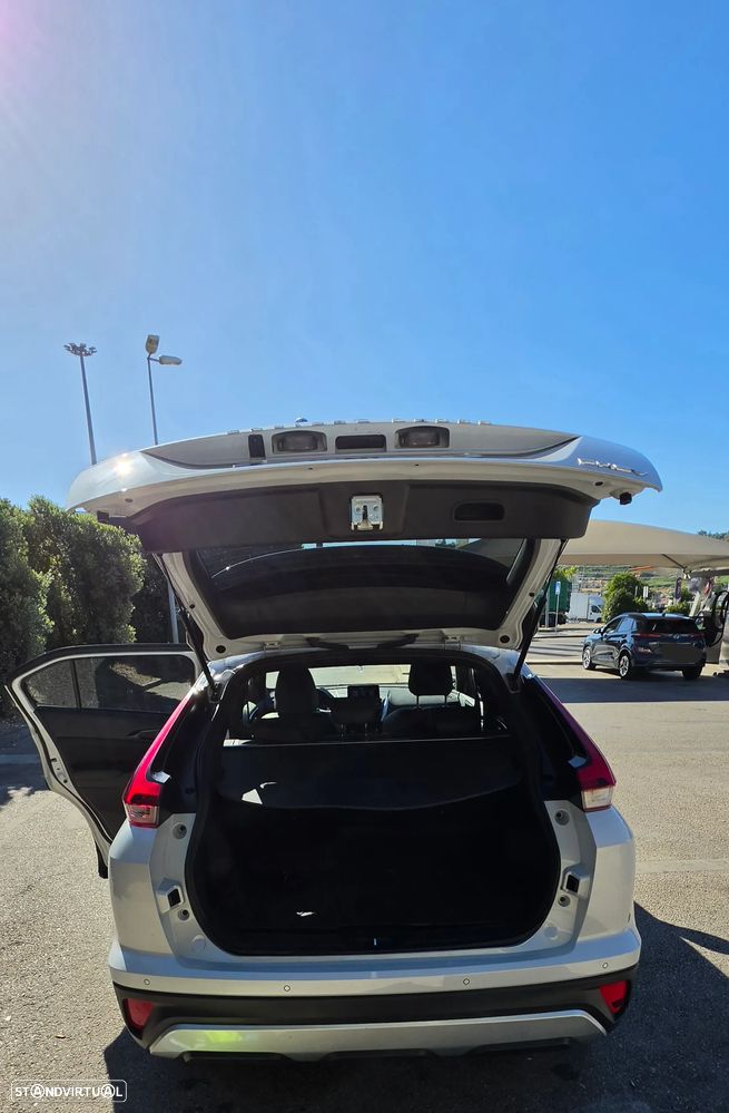 Mitsubishi Eclipse Cross - 16